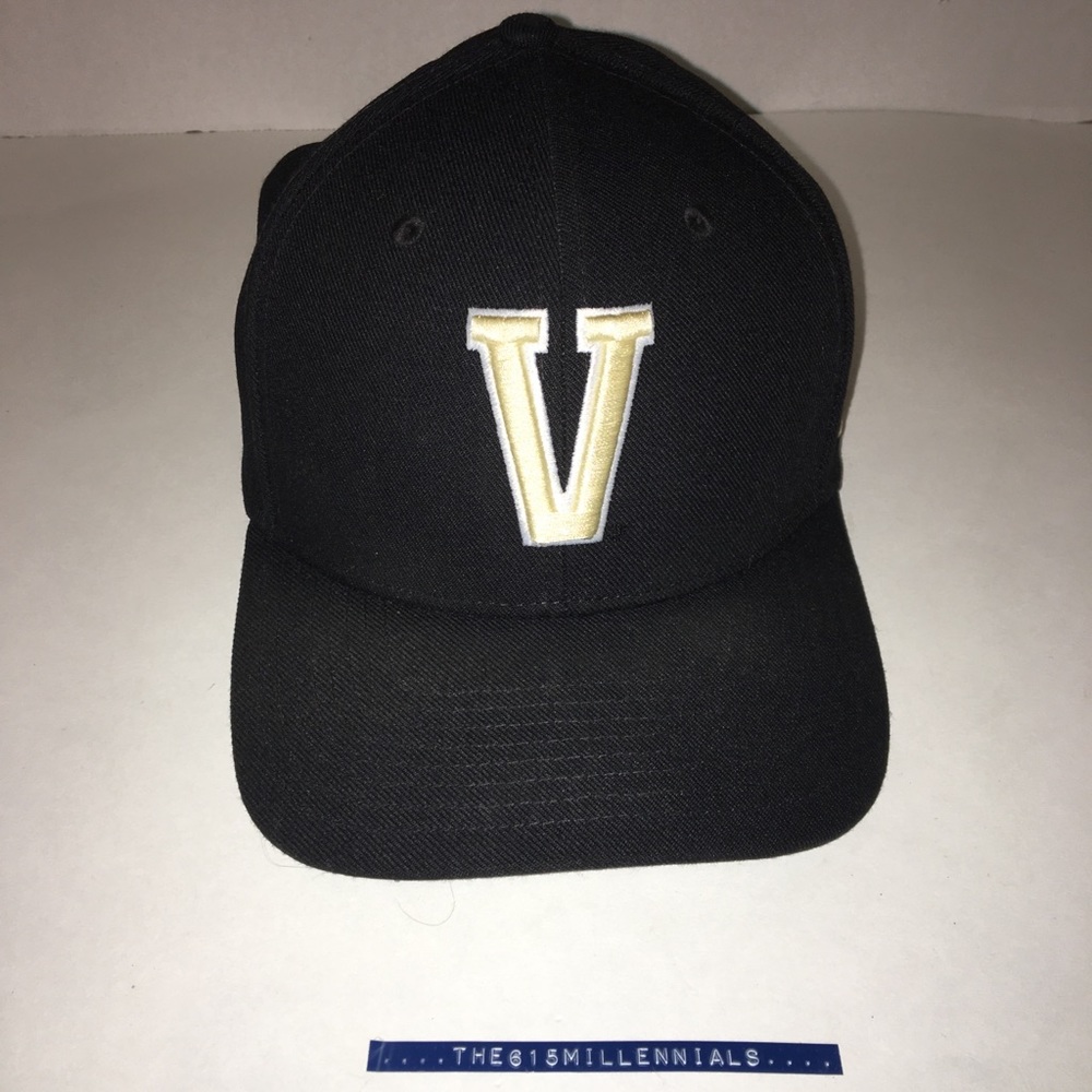Nike Vanderbilt U.  Dri Fit Velcro Strap